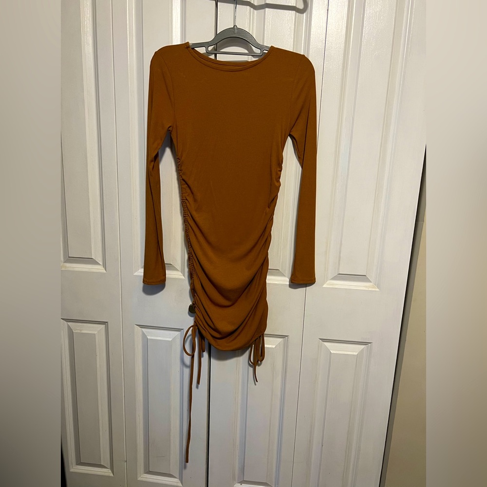 Ruched long sleeve dress